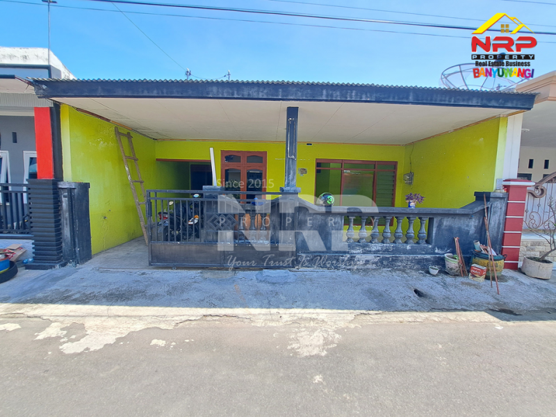 Disewakan Murah Rumah Siap Huni di Kebalenan - Banyuwangi  Disewakan Murah Rumah Siap Huni di Kebalenan - Banyuwangi  Disewakan Murah Rumah Siap Huni di Kebalenan - Banyuwangi&nbsp;
Sangat Cocok Untuk Hunian Dekat dengan Fasilitas Pendidikan, Perbelanjaan, Transportasi dan NRP BANYUWANGI