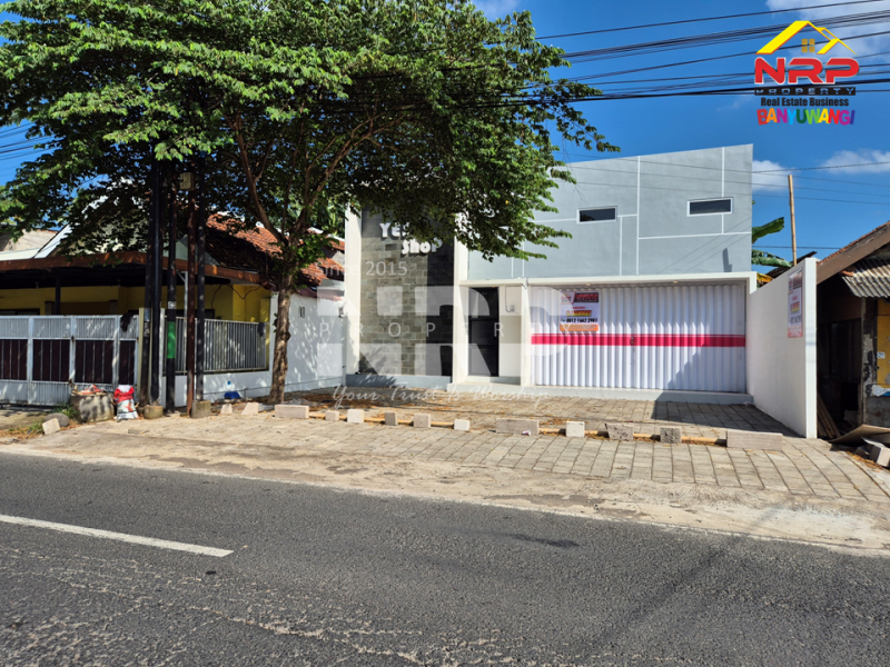 Disewakan Ruko 2 Lantai Mezanine  Jl. Utama Kedayunan - Banyuwangi  Disewakan Ruko 2 Lantai Mezanine  Jl. Utama Kedayunan - Banyuwangi  Disewakan Ruko 2 Lantai Mezanine&nbsp; Jl. Utama Kedayunan - Banyuwangi&nbsp;
Ruko strategis baru dekat RTH Kedayunan, Dekat hotel-hotel ternama NRP BANYUWANGI