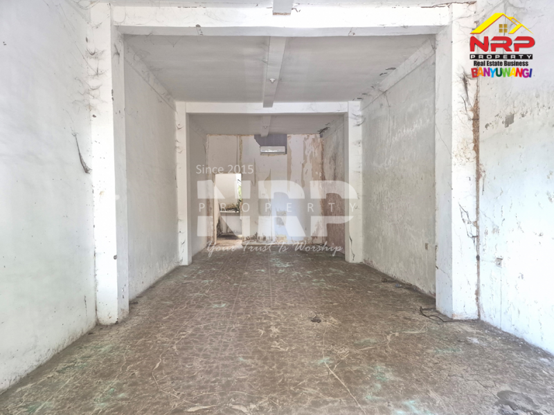 Disewakan Ruko 2 Lantai Murah di Jl. Kepiting - Banyuwangi  Disewakan Ruko 2 Lantai Murah di Jl. Kepiting - Banyuwangi  Disewakan Ruko 2 Lantai Murah di Jl. Kepiting - Banyuwangi&nbsp;
Terletak dikawasan sentra bisnis dan kuliner, pedidikan, dan pertokoan.&nbsp;
Dekat taman NRP BANYUWANGI