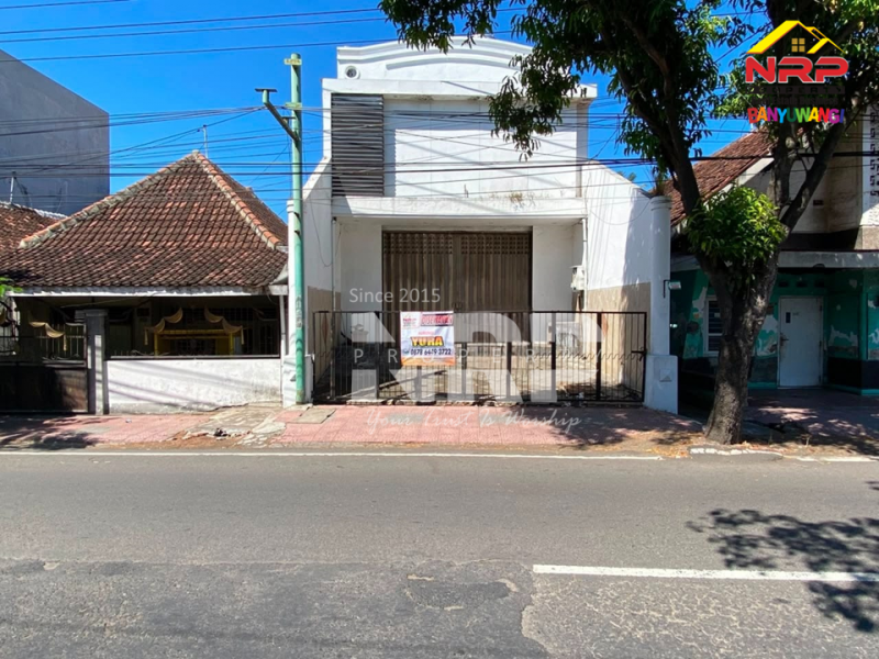 Disewakan Ruko 2 Lantai Siap Huni di Banyuwangi Kota  Disewakan Ruko 2 Lantai Siap Huni di Banyuwangi Kota  Disewakan Ruko 2 Lantai Siap Huni di Banyuwangi Kota&nbsp;
Ruko terletak di Pusat Bisnis Kota Banyuwangi
Cocok Untuk Klinik, Perkantoran, Dealer, Showroom NRP BANYUWANGI