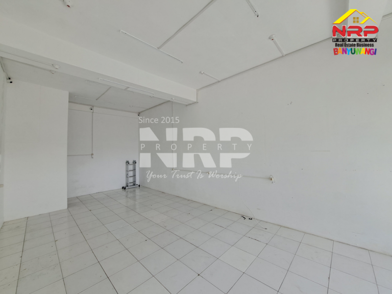 Disewakan Ruko Murah 1 lantai Strategis Pusat Kota Banyuwangi Akses  di Jl. Kepiting  - Banyuwangi  Disewakan Ruko Murah 1 lantai Strategis Pusat Kota Banyuwangi Akses  di Jl. Kepiting  - Banyuwangi  Disewakan Ruko Murah 1 lantai Strategis Pusat Kota Banyuwangi Akses&nbsp; di Jl. Kepiting&nbsp; - Banyuwangi&nbsp;
Terletak di kawasan komersial, bisnis aktif NRP BANYUWANGI