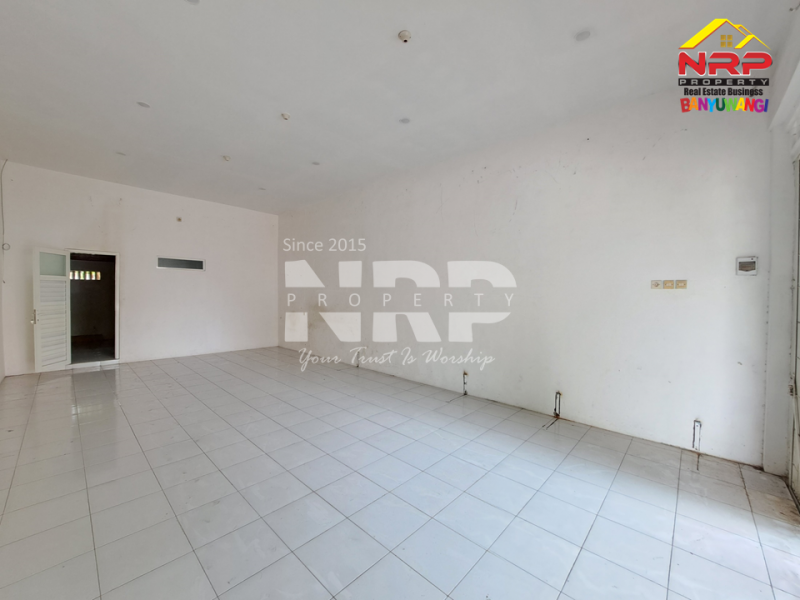 Disewakan Ruko Murah Strategis Pusat Kota Banyuwangi Disewakan Ruko Murah Strategis Pusat Kota Banyuwangi Disewakan Ruko Murah Strategis Pusat Kota Banyuwangi
Terletak di kawasan komersial, bisnis aktif dan Pusat Kuliner di Kota Banyuwangi

Luas Tanah : 110 NRP BANYUWANGI