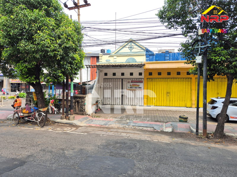 Disewakan Ruko Prospek dan Strategis tepi Jl. Adi Sucipto Banyuwangi Disewakan Ruko  Jl. Adi Sucipto Tukangkayu Banyuwangi Kota  Disewakan Ruko Prospek dan Strategis tepi Jl. Adi Sucipto Banyuwangi
Lokasi terletak di Ruas Jalan Utama Kota Banyuwangi, Depan Kampus Untag&nbsp;
Lingkungan NRP BANYUWANGI