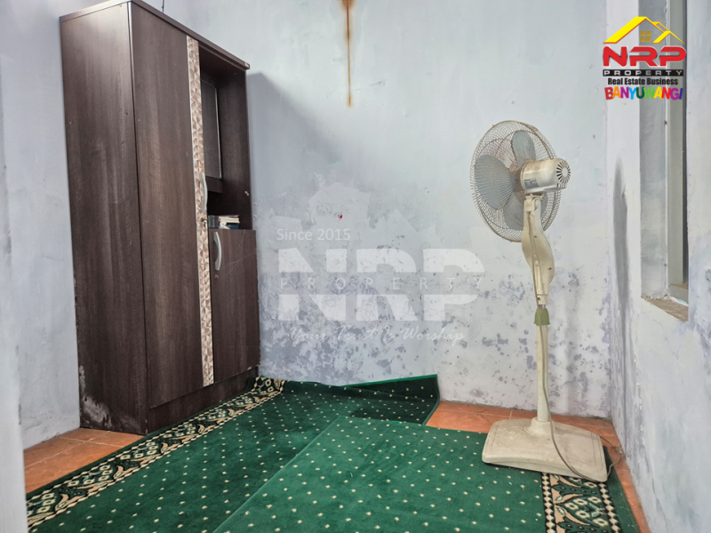 Disewakan Ruko Strategis 2 Lantai di JL. Adi Sucipto - Banyuwangi Disewakan Ruko Strategis 2 Lantai di JL. Adi Sucipto - Banyuwangi Disewakan Ruko Strategis 2 Lantai di JL. Adi Sucipto - Banyuwangi
Lokasi terletak di Ruas Jalan Utama Kota Banyuwangi
Lingkungan Kantor Dinas Pemerintahan, NRP BANYUWANGI
