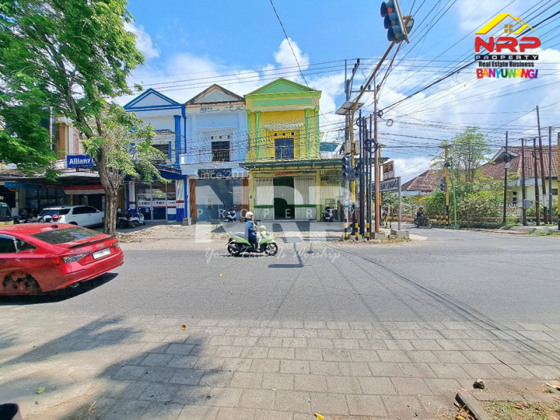 Disewakan Ruko Strategis 2 Lantai di Simpang 4 Jalan Kepiting, Sobo - Banyuwangi  Disewakan Ruko Strategis 2 Lantai di Simpang 4 Jalan Kepiting, Sobo - Banyuwangi  Disewakan Ruko Strategis 2 Lantai di Simpang 4 Jalan Kepiting, Sobo - Banyuwangi&nbsp;
Terletak dikawasan sentra bisnis dan kuliner, pendidikan, dan NRP BANYUWANGI