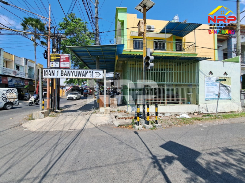 Disewakan Ruko Strategis 2 Lantai di Simpang 4 Jalan Kepiting, Sobo - Banyuwangi  Disewakan Ruko Strategis 2 Lantai di Simpang 4 Jalan Kepiting, Sobo - Banyuwangi  Disewakan Ruko Strategis 2 Lantai di Simpang 4 Jalan Kepiting, Sobo - Banyuwangi&nbsp;
Terletak dikawasan sentra bisnis dan kuliner, pendidikan, dan NRP BANYUWANGI
