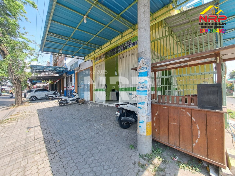 Disewakan Ruko Strategis 2 Lantai di Simpang 4 Jalan Kepiting, Sobo - Banyuwangi  Disewakan Ruko Strategis 2 Lantai di Simpang 4 Jalan Kepiting, Sobo - Banyuwangi  Disewakan Ruko Strategis 2 Lantai di Simpang 4 Jalan Kepiting, Sobo - Banyuwangi&nbsp;
Terletak dikawasan sentra bisnis dan kuliner, pendidikan, dan NRP BANYUWANGI
