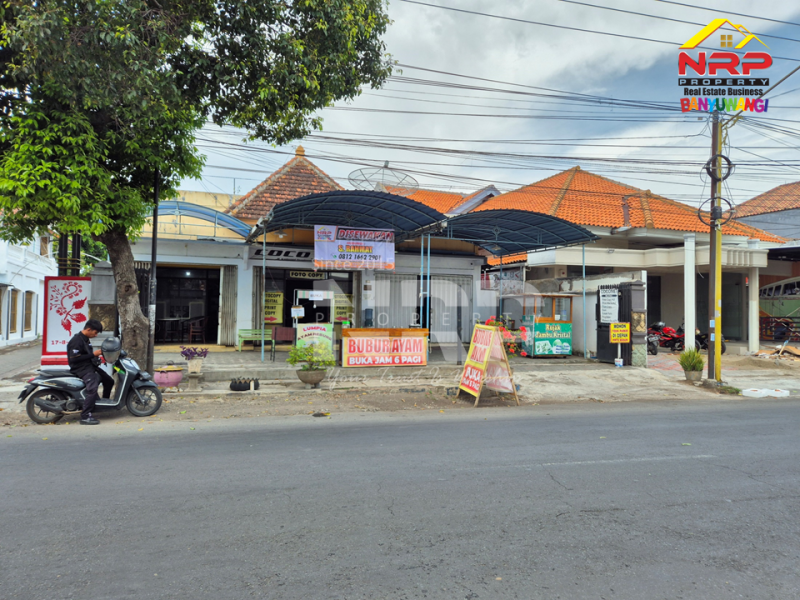 Disewakan Ruko Strategis tepi Kertosari- Banyuwangi  Disewakan Ruko Strategis tepi Kertosari- Banyuwangi  Disewakan Ruko Strategis tepi Kertosari- Banyuwangi&nbsp;
Terletak di Area Bisnis Aktif, Cocok untuk ruang usaha apapun.&nbsp;

Luas Tanah : 322 M&sup2; NRP BANYUWANGI