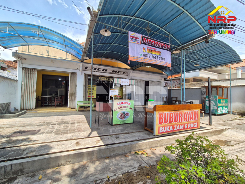Disewakan Ruko Strategis tepi Kertosari- Banyuwangi  Disewakan Ruko Strategis tepi Kertosari- Banyuwangi  Disewakan Ruko Strategis tepi Kertosari- Banyuwangi&nbsp;
Terletak di Area Bisnis Aktif, Cocok untuk ruang usaha apapun.&nbsp;

Luas Tanah : 322 M&sup2; NRP BANYUWANGI