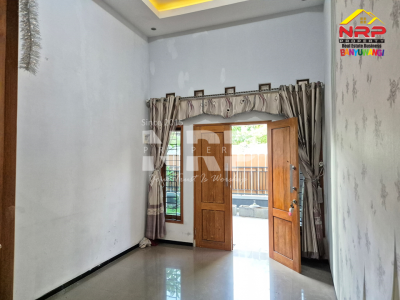 Disewakan Rumah 2 Lantai Siap Huni di Kawasan Perumahan Banyuwangi Kota  Disewakan Rumah 2 Lantai Siap Huni di Kawasan Perumahan Banyuwangi Kota  Disewakan Rumah 2 Lantai Siap Huni di Kawasan Perumahan Banyuwangi Kota&nbsp;
Dekat dengan Fasilitas Pendidikan, Perbelanjaan, Transportasi dan Fasilitas Umum NRP BANYUWANGI