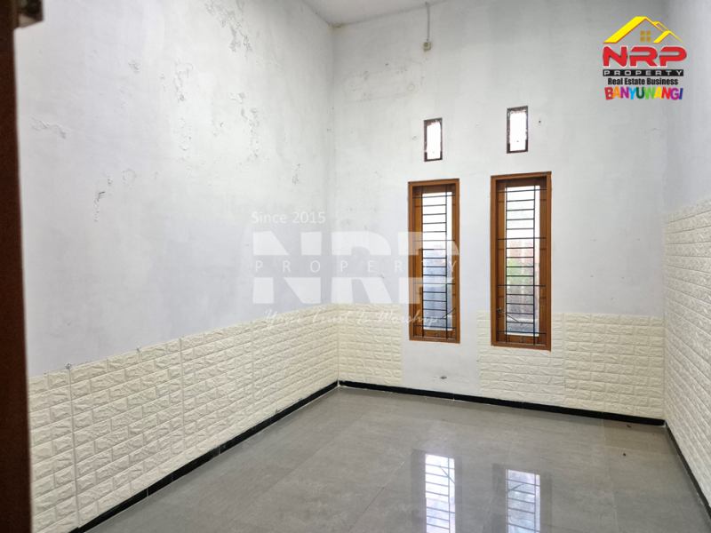 Disewakan Rumah 2 Lantai Siap Huni di Kawasan Perumahan Banyuwangi Kota  Disewakan Rumah 2 Lantai Siap Huni di Kawasan Perumahan Banyuwangi Kota  Disewakan Rumah 2 Lantai Siap Huni di Kawasan Perumahan Banyuwangi Kota&nbsp;
Dekat dengan Fasilitas Pendidikan, Perbelanjaan, Transportasi dan Fasilitas Umum NRP BANYUWANGI