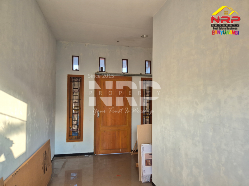 Disewakan Rumah 2 Lantai Siap Huni di Kawasan Perumahan Banyuwangi Kota  Disewakan Rumah 2 Lantai Siap Huni di Kawasan Perumahan Banyuwangi Kota  Disewakan Rumah 2 Lantai Siap Huni di Kawasan Perumahan Banyuwangi Kota&nbsp;
Dekat dengan Fasilitas Pendidikan, Perbelanjaan, Transportasi dan Fasilitas Umum NRP BANYUWANGI