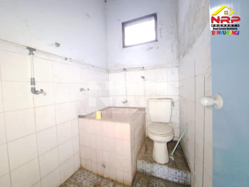 Disewakan Rumah dan Toko Prospek di Jl. Kepiting, Sobo - Banyuwangi  Disewakan Rumah dan Toko Prospek di Jl. Kepiting, Sobo - Banyuwangi  Disewakan Rumah dan Toko Prospek di Jl. Kepiting, Sobo - Banyuwangi 
Terletak dikawasan sentra bisnis dan kuliner, pedidikan, dan pertokoan. 
Dekat taman NRP BANYUWANGI