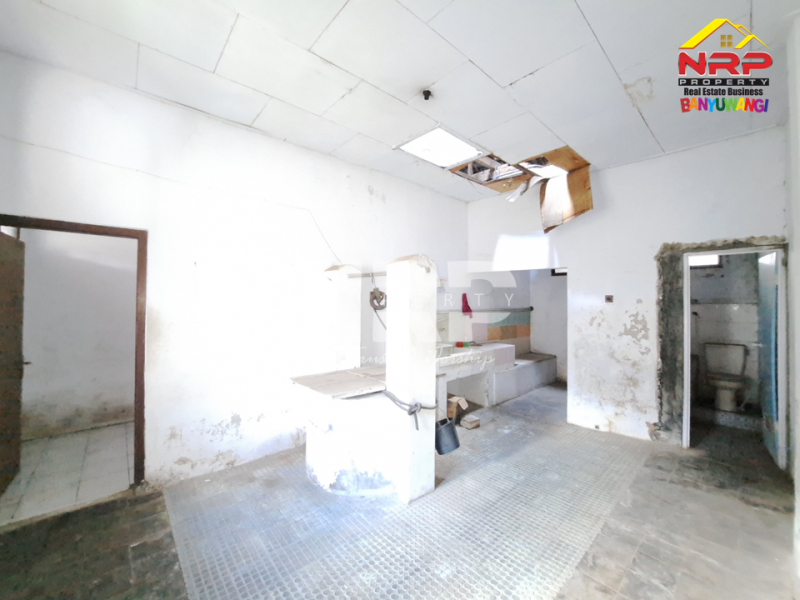 Disewakan Rumah dan Toko Prospek di Jl. Kepiting, Sobo - Banyuwangi  Disewakan Rumah dan Toko Prospek di Jl. Kepiting, Sobo - Banyuwangi  Disewakan Rumah dan Toko Prospek di Jl. Kepiting, Sobo - Banyuwangi 
Terletak dikawasan sentra bisnis dan kuliner, pedidikan, dan pertokoan. 
Dekat taman NRP BANYUWANGI
