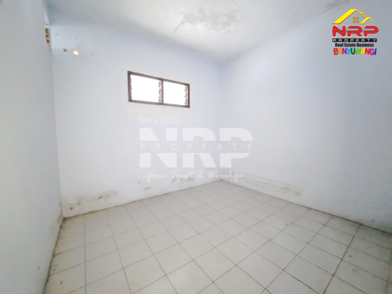 Disewakan Rumah dan Toko Prospek di Jl. Kepiting, Sobo - Banyuwangi  Disewakan Rumah dan Toko Prospek di Jl. Kepiting, Sobo - Banyuwangi  Disewakan Rumah dan Toko Prospek di Jl. Kepiting, Sobo - Banyuwangi 
Terletak dikawasan sentra bisnis dan kuliner, pedidikan, dan pertokoan. 
Dekat taman NRP BANYUWANGI
