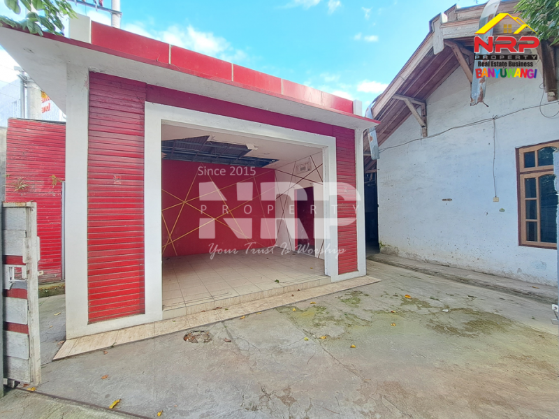 Disewakan Rumah dan Toko Prospek di Jl. Kepiting, Sobo - Banyuwangi  Disewakan Rumah dan Toko Prospek di Jl. Kepiting, Sobo - Banyuwangi  Disewakan Rumah dan Toko Prospek di Jl. Kepiting, Sobo - Banyuwangi 
Terletak dikawasan sentra bisnis dan kuliner, pedidikan, dan pertokoan. 
Dekat taman NRP BANYUWANGI