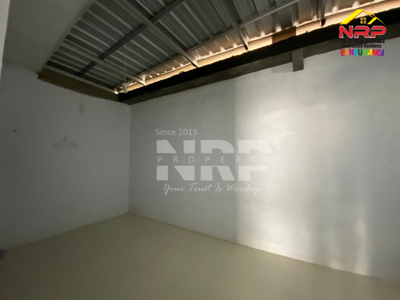 Disewakan rumah dengan furniture Di Perum. Puri Brawijaya Banyuwangi Disewakan rumah dengan furniture Di Perum. Puri Brawijaya Banyuwangi Disewakan rumah dengan furniture Di Perum. Puri Brawijaya Banyuwangi
Hunian Strategis Pusat Kota dengan Lingkungan sejuk, asri dan mudah diakses

LT/LB : NRP BANYUWANGI
