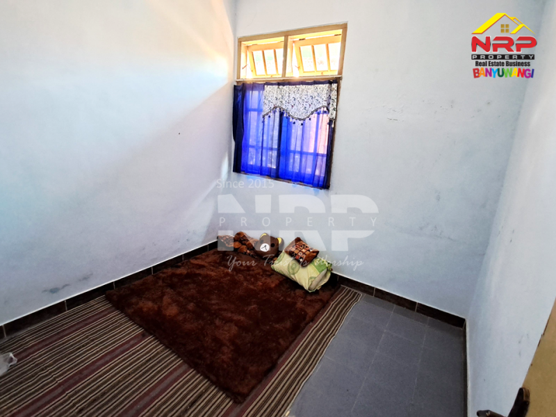 Disewakan Rumah di Karangrejo - Banyuwangi  Disewakan Rumah di Karangrejo - Banyuwangi  Disewakan Rumah di Karangrejo - Banyuwangi&nbsp;
Rumah sewa luas di tengah kota, Dekat dengan Pantai Marina Boom Banyuwangi.&nbsp;
Dekat dengan pasar NRP BANYUWANGI