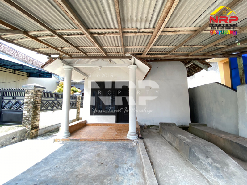 Disewakan rumah di Pengantigan, Rogojampi - Banyuwangi  Disewakan rumah di Pengantigan, Rogojampi - Banyuwangi  Disewakan rumah di Pengantigan, Rogojampi - Banyuwangi&nbsp;
5 Menit dari Pasar Rogojampi, Dekat dengan SMAN 1 Rogojampi&nbsp;

Luas Tanah : 244 NRP BANYUWANGI
