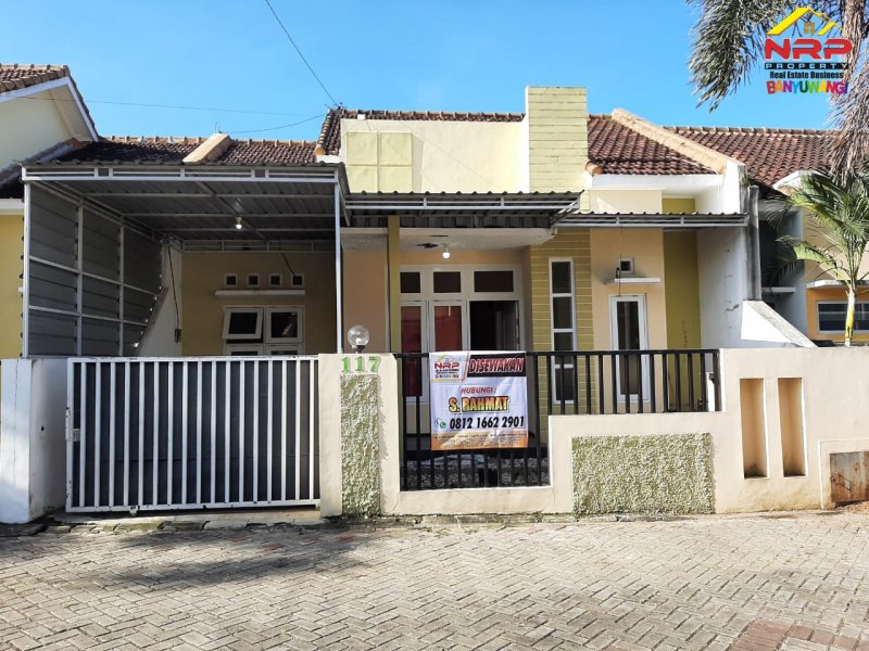 Disewakan Rumah Exclusive  Di Perum Gardenia Banyuwangi Disewakan Rumah Exclusive  Di Perum Gardenia Banyuwangi Disewakan Rumah Exclusive&nbsp; Di Perum Gardenia Banyuwangi. Hunian Elit Pusat Kota Dengan Lingkungan Aman, nyaman dan asri. Dengan Fasilitas Keamanan 24 Jam NRP BANYUWANGI