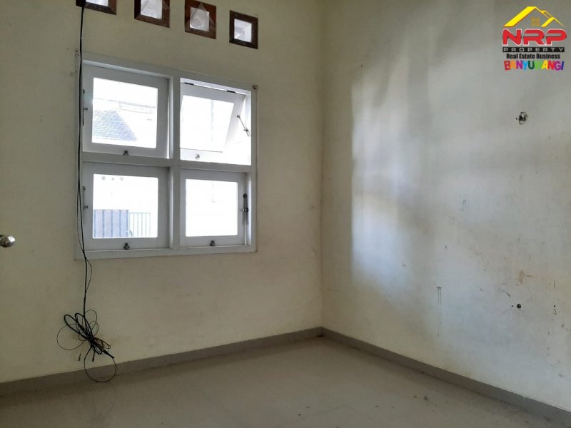 Disewakan Rumah Exclusive  Di Perum Gardenia Banyuwangi Disewakan Rumah Exclusive  Di Perum Gardenia Banyuwangi Disewakan Rumah Exclusive&nbsp; Di Perum Gardenia Banyuwangi. Hunian Elit Pusat Kota Dengan Lingkungan Aman, nyaman dan asri. Dengan Fasilitas Keamanan 24 Jam NRP BANYUWANGI