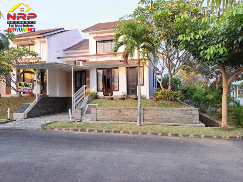 Disewakan Rumah Exclusive Full Furniture di dalam Kawasan El Royal Hotel dan Banyuwangi Park. Disewakan Rumah Full Furniture di dalam Kawasan El Royal Hotel dan Banyuwangi Park. Disewakan Rumah Exclusive Full Furniture di dalam Kawasan El Royal Hotel dan Banyuwangi Park.
Lokasi Sangat Strategis. Lingkungan nyaman, aman dan NRP BANYUWANGI