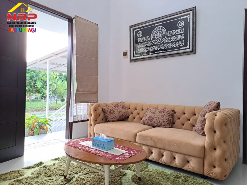 Disewakan Rumah Exclusive Full Furniture di dalam Kawasan El Royal Hotel dan Banyuwangi Park. Disewakan Rumah Full Furniture di dalam Kawasan El Royal Hotel dan Banyuwangi Park. Disewakan Rumah Exclusive Full Furniture di dalam Kawasan El Royal Hotel dan Banyuwangi Park.
Lokasi Sangat Strategis. Lingkungan nyaman, aman dan NRP BANYUWANGI