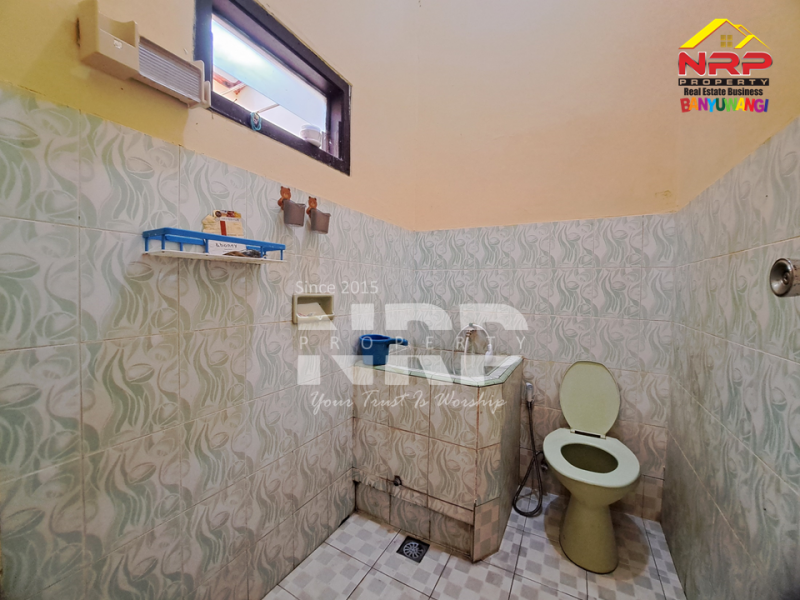 DISEWAKAN RUMAH FULL FURNITURE DI TAMANBARU - BANYUWANGI DISEWAKAN RUMAH FULL FURNITURE DI TAMANBARU - BANYUWANGI DISEWAKAN RUMAH FULL FURNITURE DI TAMANBARU - BANYUWANGI
Terletak di Kawasan Perumahan dengan keamanan dan fasilitas umum yang lengkap.&nbsp;
Lingkungan dan NRP BANYUWANGI