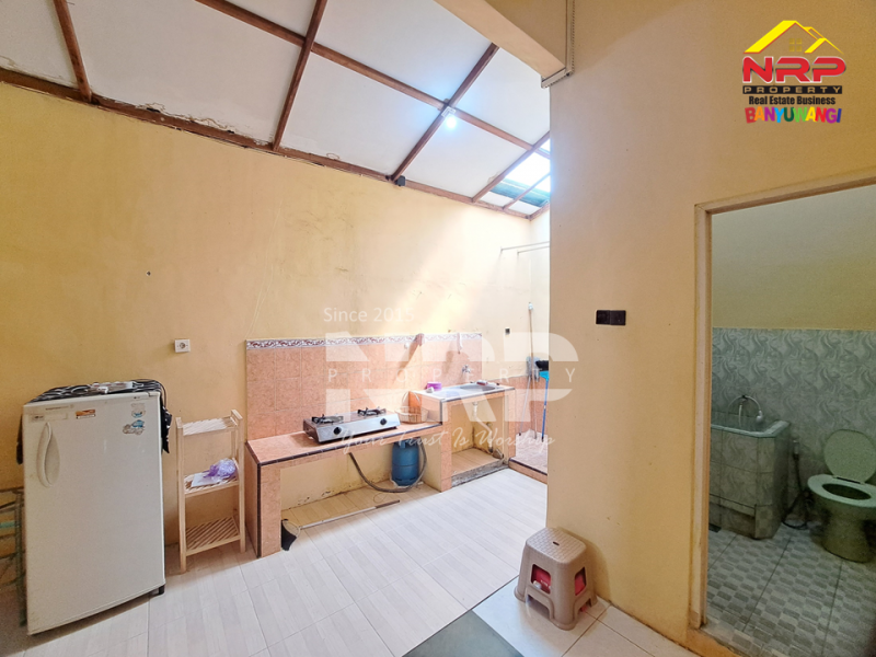 DISEWAKAN RUMAH FULL FURNITURE DI TAMANBARU - BANYUWANGI DISEWAKAN RUMAH FULL FURNITURE DI TAMANBARU - BANYUWANGI DISEWAKAN RUMAH FULL FURNITURE DI TAMANBARU - BANYUWANGI
Terletak di Kawasan Perumahan dengan keamanan dan fasilitas umum yang lengkap.&nbsp;
Lingkungan dan NRP BANYUWANGI