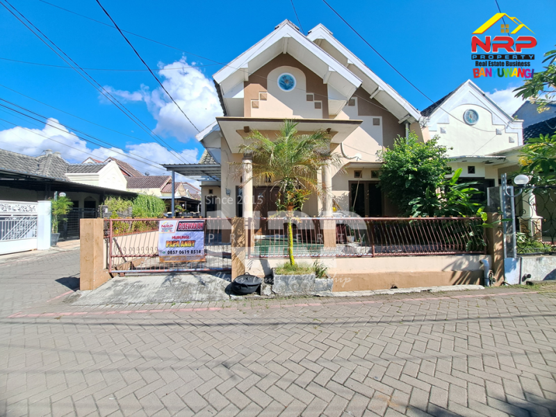 DISEWAKAN RUMAH FULL FURNITURE DI TAMANBARU - BANYUWANGI DISEWAKAN RUMAH FULL FURNITURE DI TAMANBARU - BANYUWANGI DISEWAKAN RUMAH FULL FURNITURE DI TAMANBARU - BANYUWANGI
Terletak di Kawasan Perumahan dengan keamanan dan fasilitas umum yang lengkap.&nbsp;
Lingkungan dan NRP BANYUWANGI
