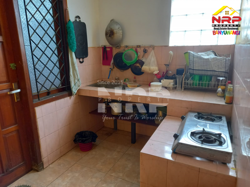Disewakan Rumah Hook di Perum. Mendut Regency - Banyuwangi  Disewakan Rumah Hook di Perum. Mendut Regency - Banyuwangi  Disewakan Rumah Hook di Perum. Mendut Regency - Banyuwangi&nbsp;
Hunian Exclusive terletak di Kawasan Perumahan Elit di Pusat Kota Banyuwangi

Luas Tanah : NRP BANYUWANGI