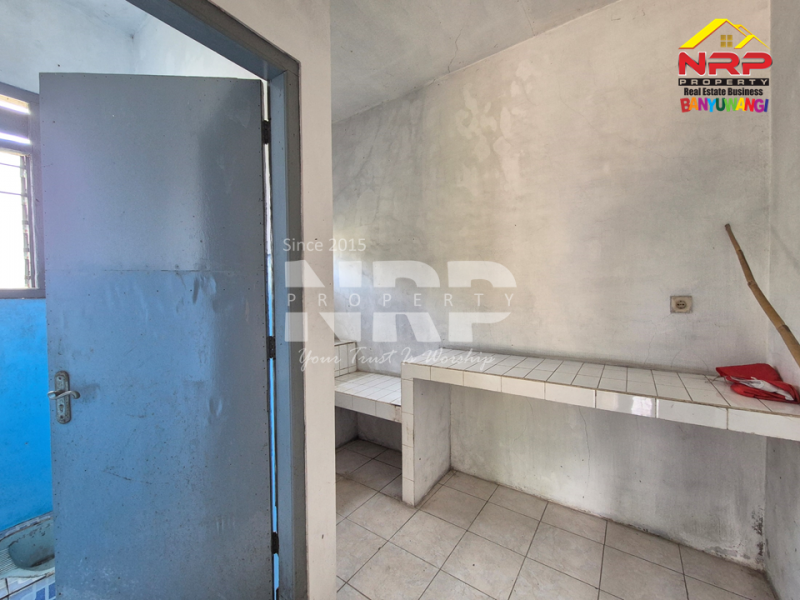 Disewakan Rumah klasik dengan nuansa elegan, lokasi super strategis tepat di depan RS Yasmin Banyuwangi. Disewakan Rumah klasik dengan nuansa elegan, lokasi super strategis di Banyuwangi Kota  Disewakan Rumah klasik dengan nuansa elegan, lokasi super strategis tepat di depan RS Yasmin Banyuwangi.
Hunian nyaman sekaligus investasi bernilai NRP BANYUWANGI