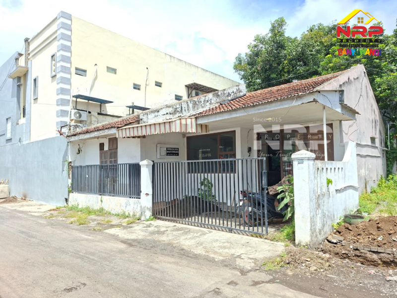 Disewakan Rumah Klasik Ex Cafe di Belakang Kampus Untag, Tamanbaru - Banyuwangi  Disewakan Rumah Klasik Ex Cafe di Belakang Kampus Untag, Tamanbaru - Banyuwangi  Disewakan Rumah Klasik Ex Cafe di Belakang Kampus Untag, Tamanbaru - Banyuwangi&nbsp;
Cocok untuk cafe, hunian, toko dll&nbsp;

LT/LB : 200/120 NRP BANYUWANGI