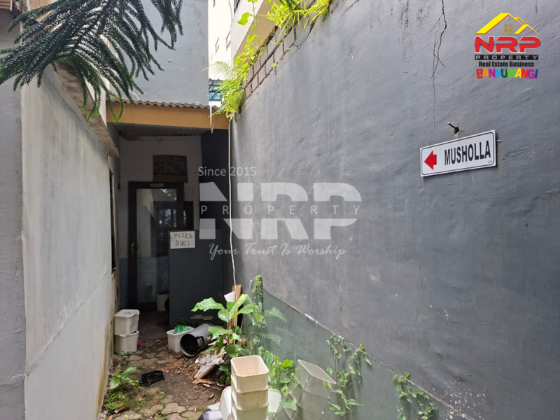 Disewakan Rumah Klasik Ex Cafe di Belakang Kampus Untag, Tamanbaru - Banyuwangi  Disewakan Rumah Klasik Ex Cafe di Belakang Kampus Untag, Tamanbaru - Banyuwangi  Disewakan Rumah Klasik Ex Cafe di Belakang Kampus Untag, Tamanbaru - Banyuwangi&nbsp;
Cocok untuk cafe, hunian, toko dll&nbsp;

LT/LB : 200/120 NRP BANYUWANGI
