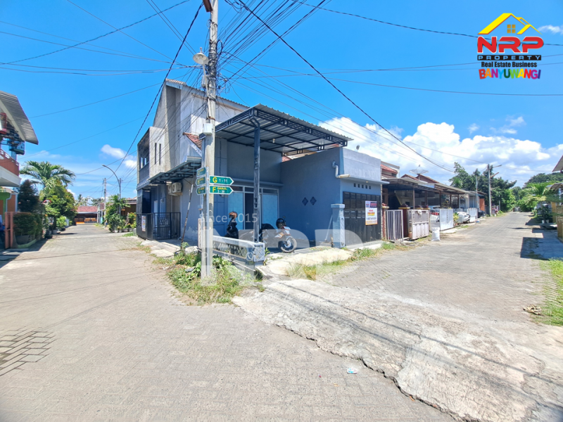 Disewakan Rumah Minimalis dengan Ruang Usaha di Kebalenan - Banyuwangi Disewakan Bulanan Rumah Minimalis dengan Ruang Usaha di Kebalenan - Banyuwangi Disewakan Rumah Minimalis dengan Ruang Usaha di Kebalenan - Banyuwangi
Hunian Nyaman di Pusat Kota Banyuwangi
Akses 0 Jalan Provinsi "Jl. NRP BANYUWANGI