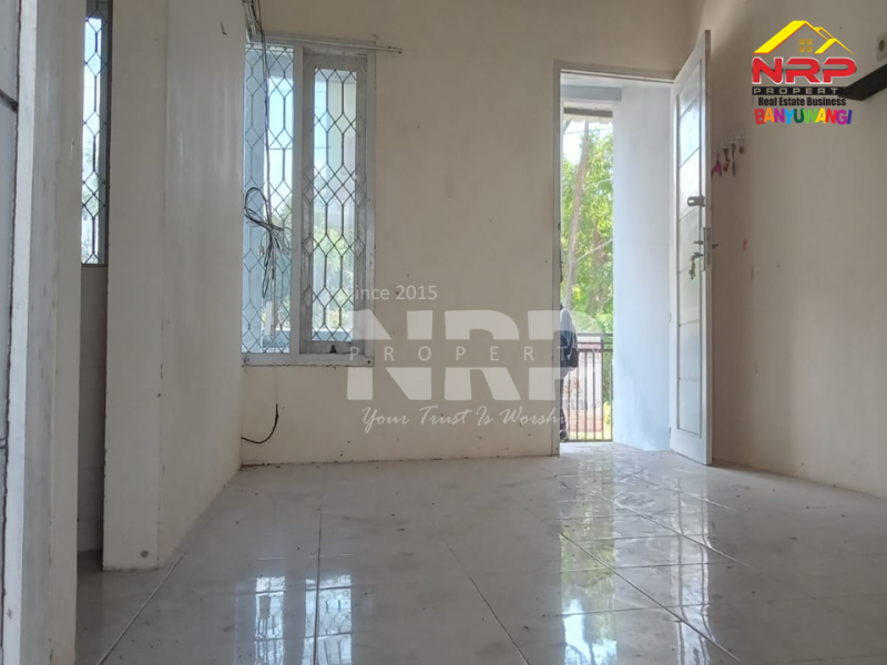 DiSEWAKAN Rumah Minimalis di Karangrejo - Banyuwangi  DiSEWAKAN Rumah Minimalis di Karangrejo - Banyuwangi  DiSEWAKAN Rumah Minimalis di Karangrejo - Banyuwangi&nbsp;
Rumah di Tengah Kota Banyuwangi dekat dengan Wisata Pulau Santen, Marina Boom Beach

Luas Tanah : NRP BANYUWANGI
