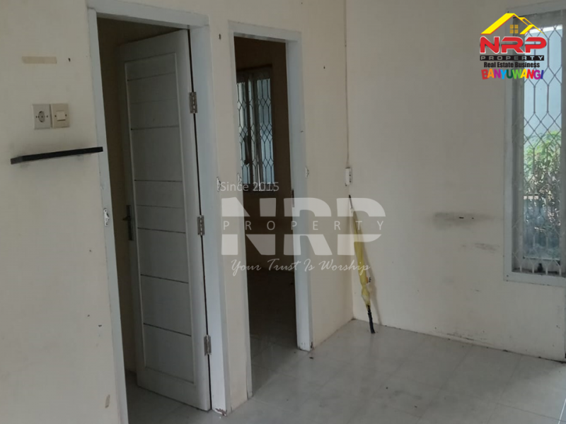 DiSEWAKAN Rumah Minimalis di Karangrejo - Banyuwangi  DiSEWAKAN Rumah Minimalis di Karangrejo - Banyuwangi  DiSEWAKAN Rumah Minimalis di Karangrejo - Banyuwangi&nbsp;
Rumah di Tengah Kota Banyuwangi dekat dengan Wisata Pulau Santen, Marina Boom Beach

Luas Tanah : NRP BANYUWANGI