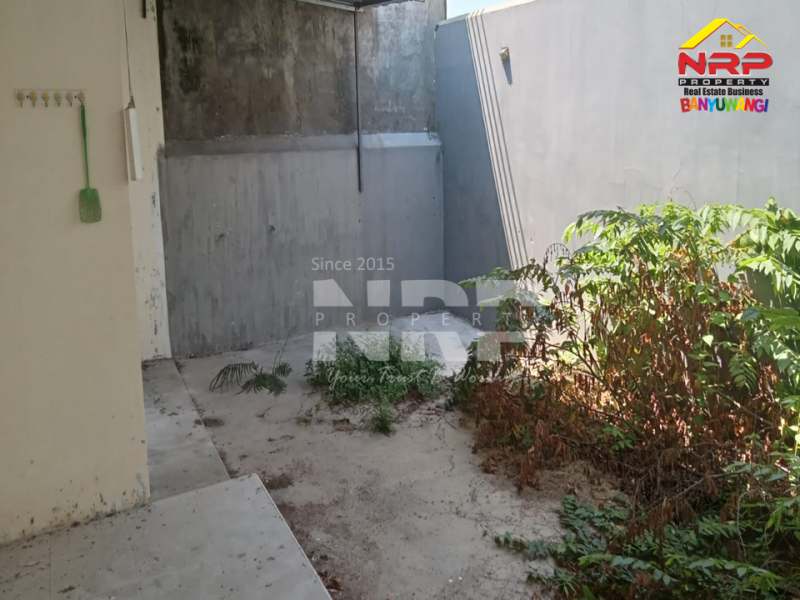 DiSEWAKAN Rumah Minimalis di Karangrejo - Banyuwangi  DiSEWAKAN Rumah Minimalis di Karangrejo - Banyuwangi  DiSEWAKAN Rumah Minimalis di Karangrejo - Banyuwangi&nbsp;
Rumah di Tengah Kota Banyuwangi dekat dengan Wisata Pulau Santen, Marina Boom Beach

Luas Tanah : NRP BANYUWANGI