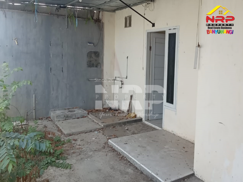 DiSEWAKAN Rumah Minimalis di Karangrejo - Banyuwangi  DiSEWAKAN Rumah Minimalis di Karangrejo - Banyuwangi  DiSEWAKAN Rumah Minimalis di Karangrejo - Banyuwangi&nbsp;
Rumah di Tengah Kota Banyuwangi dekat dengan Wisata Pulau Santen, Marina Boom Beach

Luas Tanah : NRP BANYUWANGI