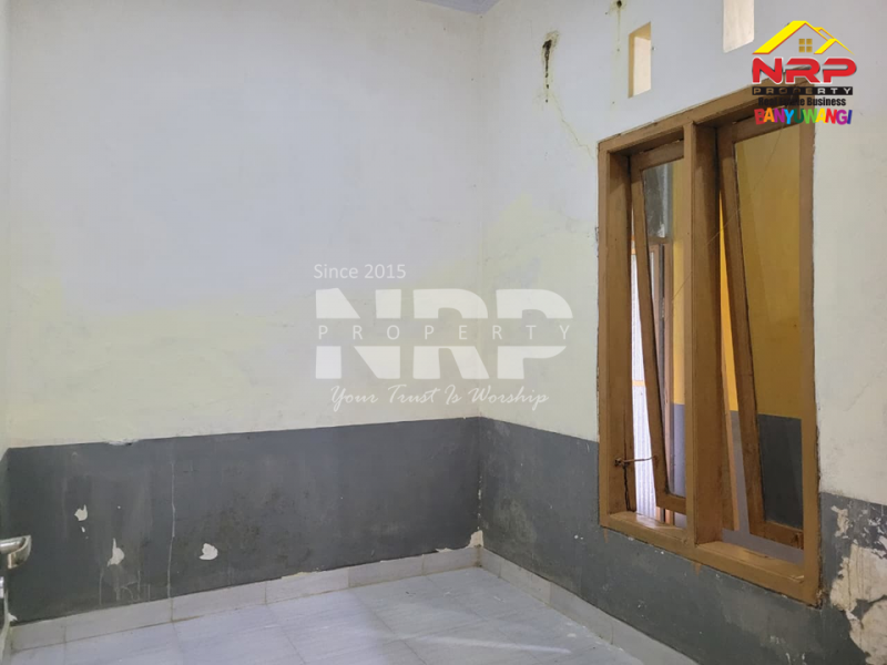 Disewakan rumah minimalis di Singonegaran - Banyuwangi  Disewakan rumah minimalis di Singonegaran - Banyuwangi  Disewakan rumah minimalis di Singonegaran - Banyuwangi&nbsp;
Harga affordable, siap huni, dekat dengan fasilitas pendidikan dan perkantoran.&nbsp;

Luas NRP BANYUWANGI