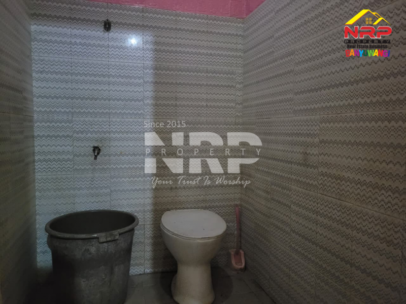 Disewakan rumah minimalis di Singonegaran - Banyuwangi  Disewakan rumah minimalis di Singonegaran - Banyuwangi  Disewakan rumah minimalis di Singonegaran - Banyuwangi&nbsp;
Harga affordable, siap huni, dekat dengan fasilitas pendidikan dan perkantoran.&nbsp;

Luas NRP BANYUWANGI