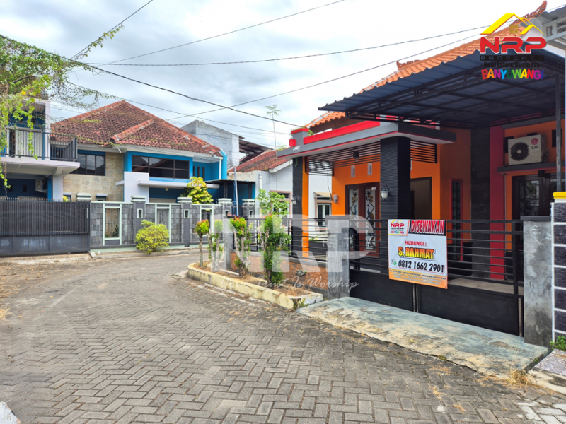 Disewakan Rumah Minimalis Hook di Kebalenan - Banyuwangi Disewakan Rumah Minimalis Hook di Kebalenan - Banyuwangi Disewakan Rumah Minimalis Hook di Kebalenan - Banyuwangi
Hunian Nyaman di Pusat Kota Banyuwangi
Akses 0 Jalan Provinsi "Jl. Brawijaya"

LT/LB : NRP BANYUWANGI