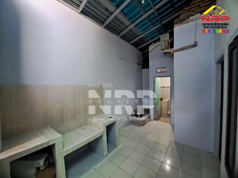 Disewakan Rumah Minimalis Murah di Kertosari - Banyuwangi  Disewakan Rumah Minimalis Murah di Kertosari - Banyuwangi  Disewakan Rumah Minimalis Murah di Kertosari - Banyuwangi&nbsp;
Dekat Fasilitas Pendidikan, Pebelanjaan, pertokoan dan sentra kuliner,

LT/LB : 84/60 M2 NRP BANYUWANGI