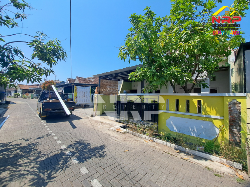 Disewakan Rumah Minimalis Murah di Kertosari - Banyuwangi  Disewakan Rumah Minimalis Murah di Kertosari - Banyuwangi  Disewakan Rumah Minimalis Murah di Kertosari - Banyuwangi&nbsp;
Dekat Fasilitas Pendidikan, Pebelanjaan, pertokoan dan sentra kuliner,

LT/LB : 84/60 M2 NRP BANYUWANGI