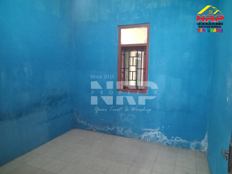 Disewakan Rumah Murah di Giri - Banyuwangi  Disewakan Rumah Murah di Giri - Banyuwangi  Disewakan Rumah Murah di Giri - Banyuwangi&nbsp;
Kawasan perumahan, Lokasinya juga mudah diakses&nbsp;
Terletak 50 Meter dari Jalan Utama Raden Wijaya - NRP BANYUWANGI
