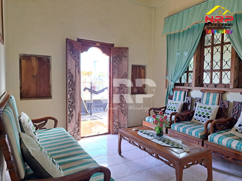 Disewakan rumah murah di Kebalenan - Banyuwangi  Disewakan rumah murah di Kebalenan - Banyuwangi  Disewakan rumah murah di Kebalenan - Banyuwangi&nbsp;
Hanya lantai 1 saja yang disewakan. Lokasi strategis pusat kota. Dekat BTN Banyuwangi
Dekat dengan NRP BANYUWANGI