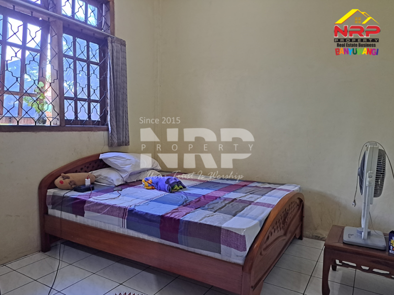 Disewakan rumah murah di Kebalenan - Banyuwangi  Disewakan rumah murah di Kebalenan - Banyuwangi  Disewakan rumah murah di Kebalenan - Banyuwangi&nbsp;
Hanya lantai 1 saja yang disewakan. Lokasi strategis pusat kota. Dekat BTN Banyuwangi
Dekat dengan NRP BANYUWANGI