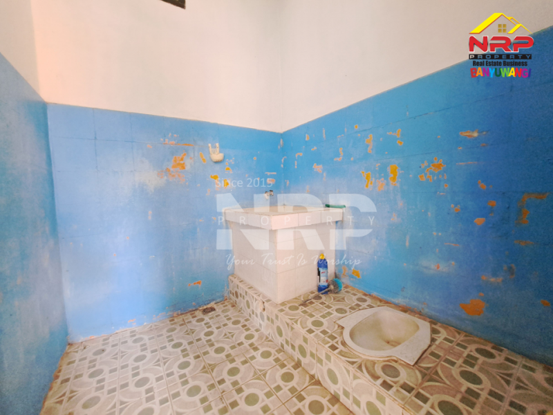 Disewakan Rumah Murah di Penganjuran Banyuwangi Kota  Disewakan Rumah Murah di Penganjuran - Banyuwangi  Disewakan Rumah Murah di Penganjuran - Banyuwangi&nbsp;
Sebelah kantor kejaksaan banyuwangi, Dekat dengan Sekolah SMP Muhammadiyah Banyuwangi&nbsp;
Berada di NRP BANYUWANGI