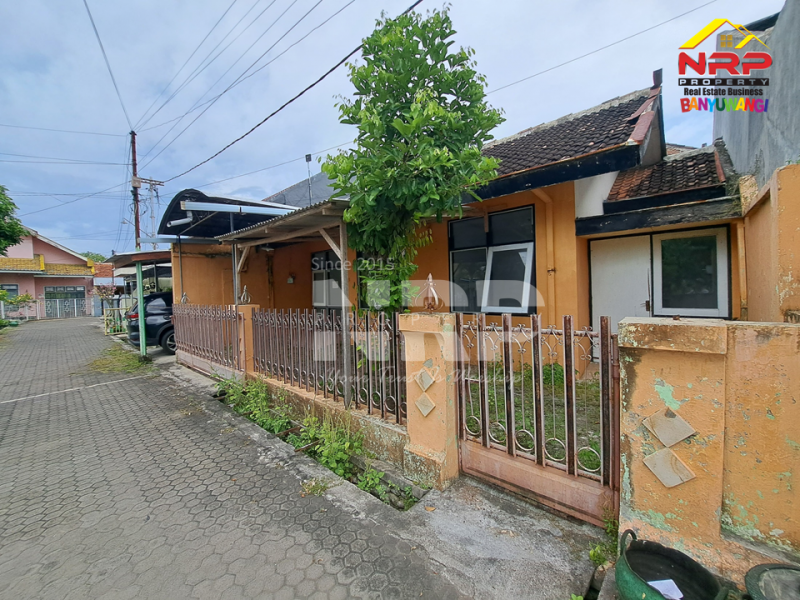 Disewakan Rumah Murah di Penganjuran Banyuwangi Kota  Disewakan Rumah Murah di Penganjuran - Banyuwangi  Disewakan Rumah Murah di Penganjuran - Banyuwangi&nbsp;
Sebelah kantor kejaksaan banyuwangi, Dekat dengan Sekolah SMP Muhammadiyah Banyuwangi&nbsp;
Berada di NRP BANYUWANGI