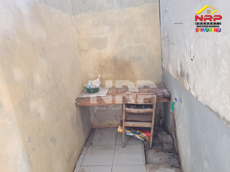 Disewakan Rumah Murah di Perum. Gedong Kertosari - Banyuwangi   Disewakan Rumah Murah di Perum. Gedong Kertosari - Banyuwangi   Disewakan Rumah Murah di Perum. Gedong Kertosari - Banyuwangi&nbsp;&nbsp;
Berada dikawasan perumahan . Sangat Cocok untuk hunian

Luas Tanah : 62 NRP BANYUWANGI